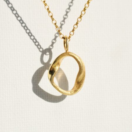 dainty gold ripple ribbon pendant necklace